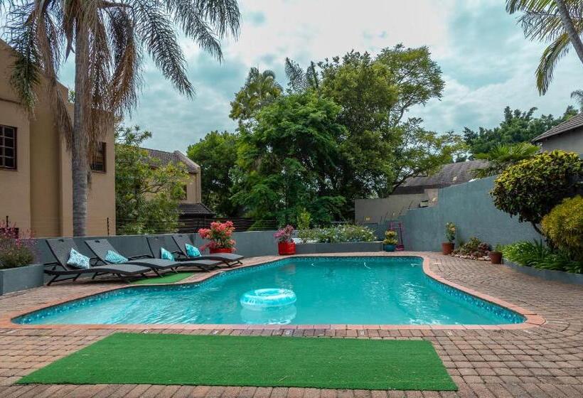 호스텔 Rozelee Rest