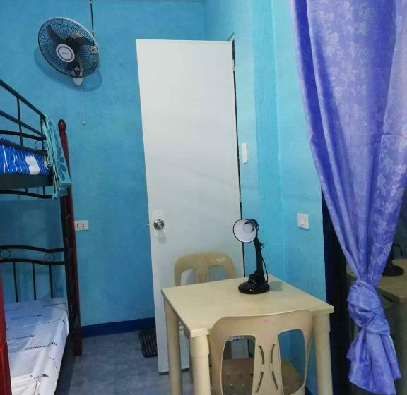 هاستل Ryj S Inn