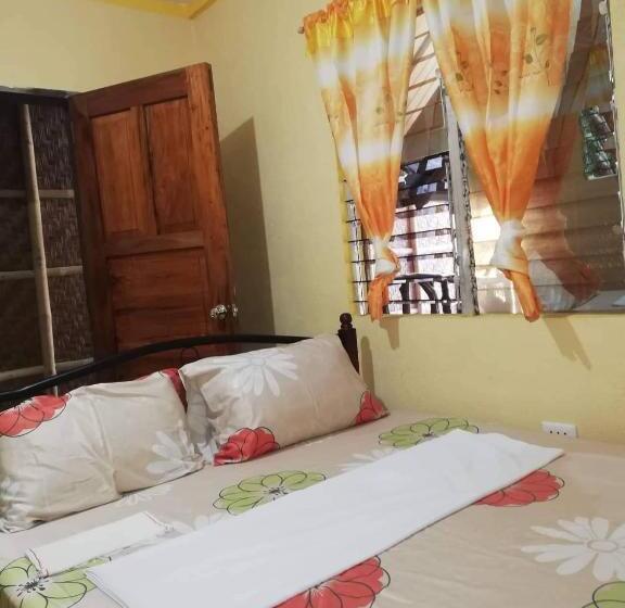 هاستل Ryj S Inn