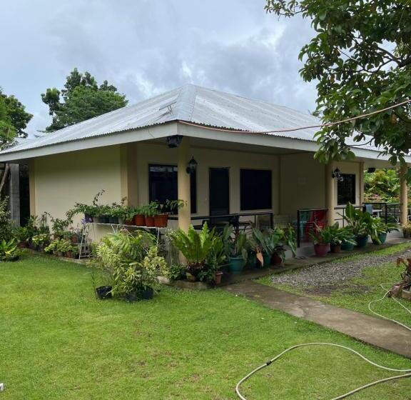 فندق صغير Veance Travellers Inn Pabuas Extension