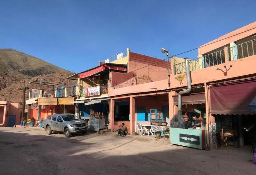 تختخواب و صبحانه Atlas Ijoukak