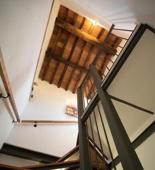 مبيت وإفطار Carrara Bella