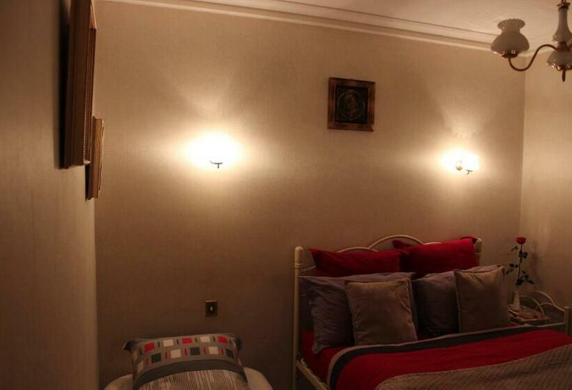 مبيت وإفطار Chantonnay 2 Chambres Privées Pour 4 Personnes