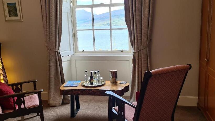 مبيت وإفطار Creag Dhubh Country House
