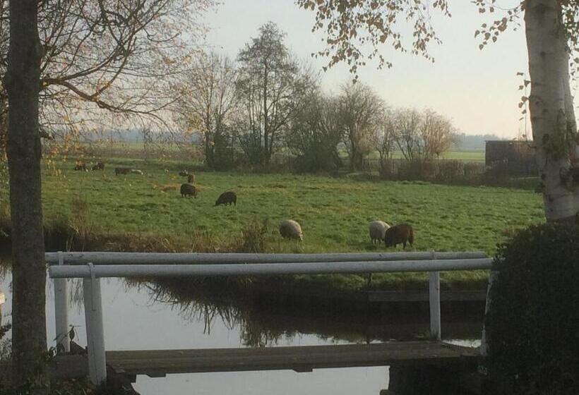 مبيت وإفطار De Aardigeyt