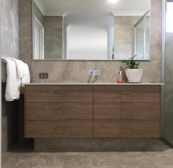 צימר Eagle Bay House