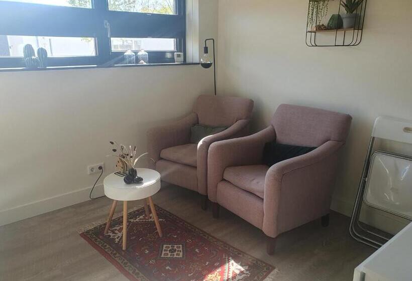 تختخواب و صبحانه Een Klein Appartementje Zonder Keuken In Het Centrum Sleep At Hamtingh S