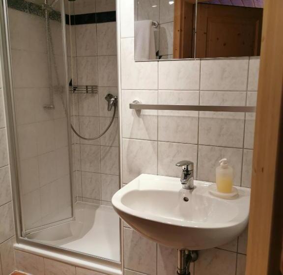 Bed and Breakfast Gästezimmer Reitinger