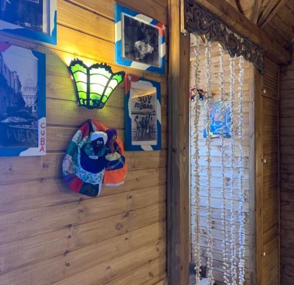 تختخواب و صبحانه La Casa Di Emanuella   Rooms & International Suites
