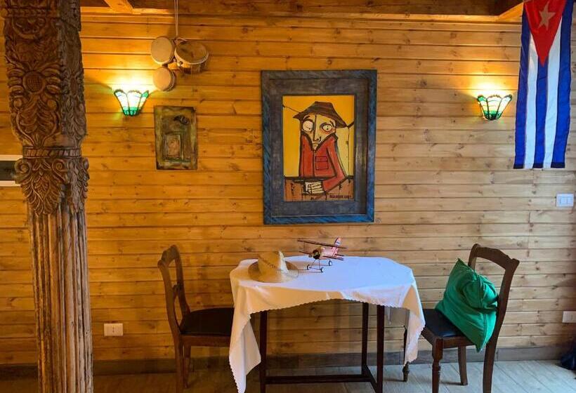 تختخواب و صبحانه La Casa Di Emanuella   Rooms & International Suites
