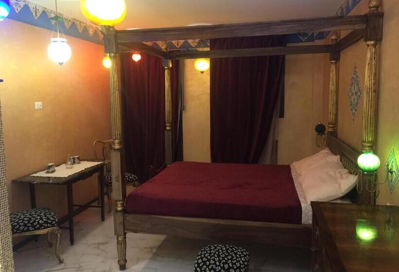 تختخواب و صبحانه La Casa Di Emanuella   Rooms & International Suites