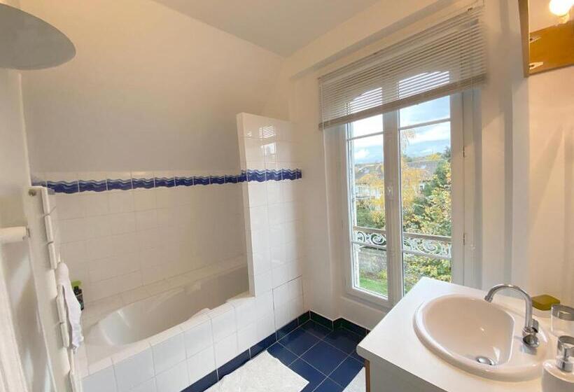 Bed and Breakfast Les Chambres De Louis