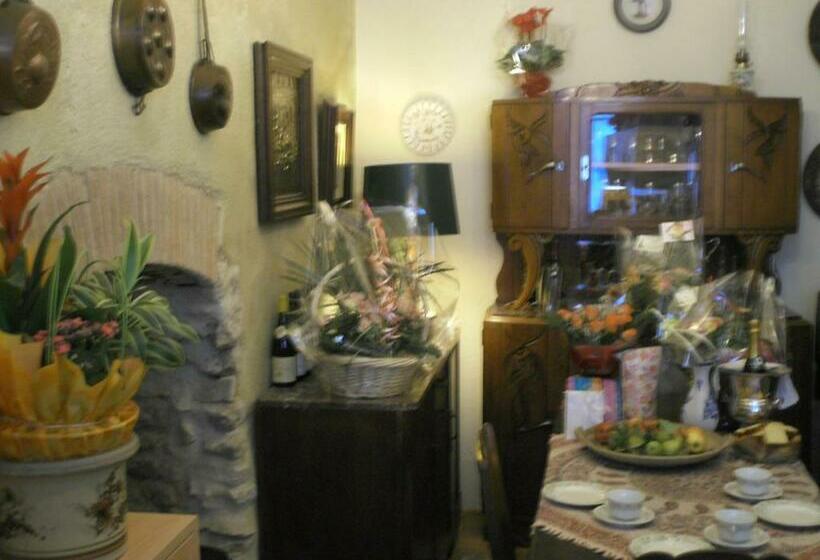 Bed and Breakfast Maison De La Loire