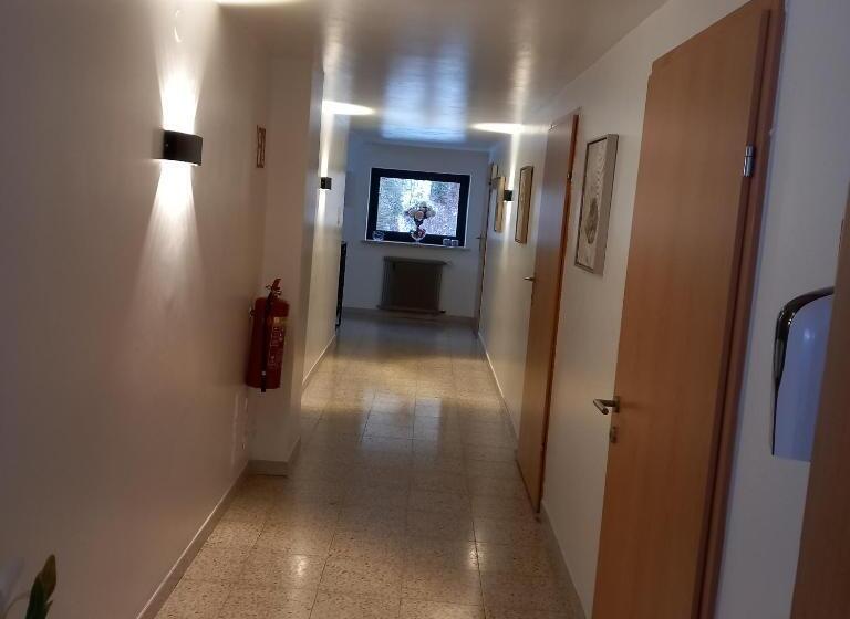 צימר Pension Alpina