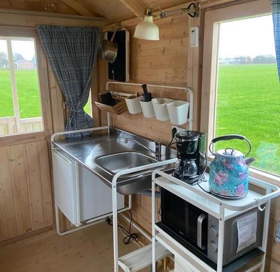 مبيت وإفطار Pipowagen Op Camperplaats Vechtdal