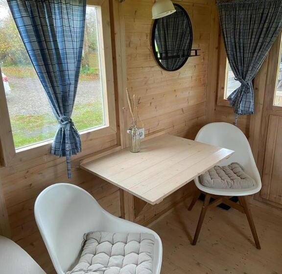 צימר Pipowagen Op Camperplaats Vechtdal