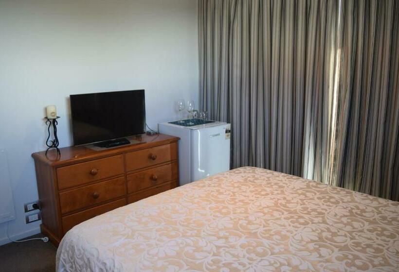 Bed & Breakfast In The Heart Of Fendalton