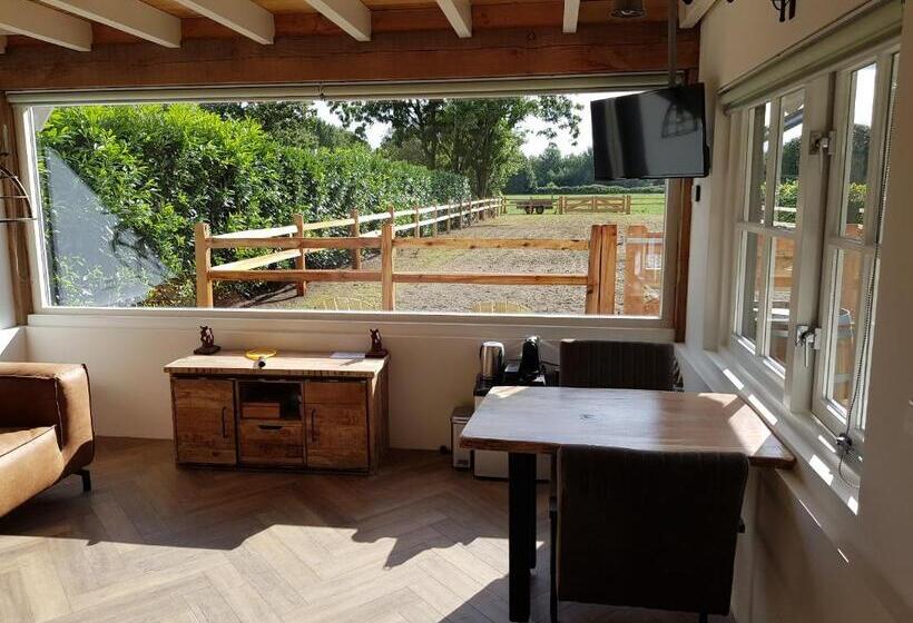 De Cromvoirtse Bed And Breakfast