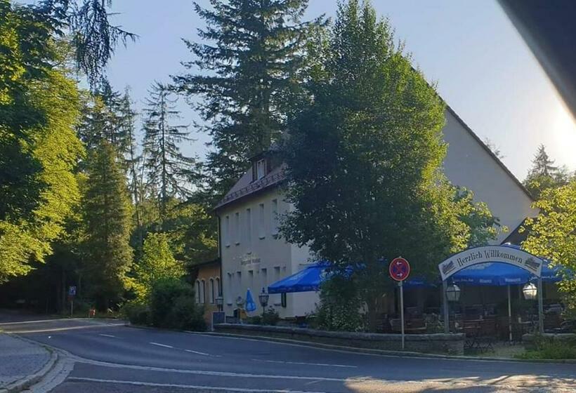 Отель Berggasthof Waldlust