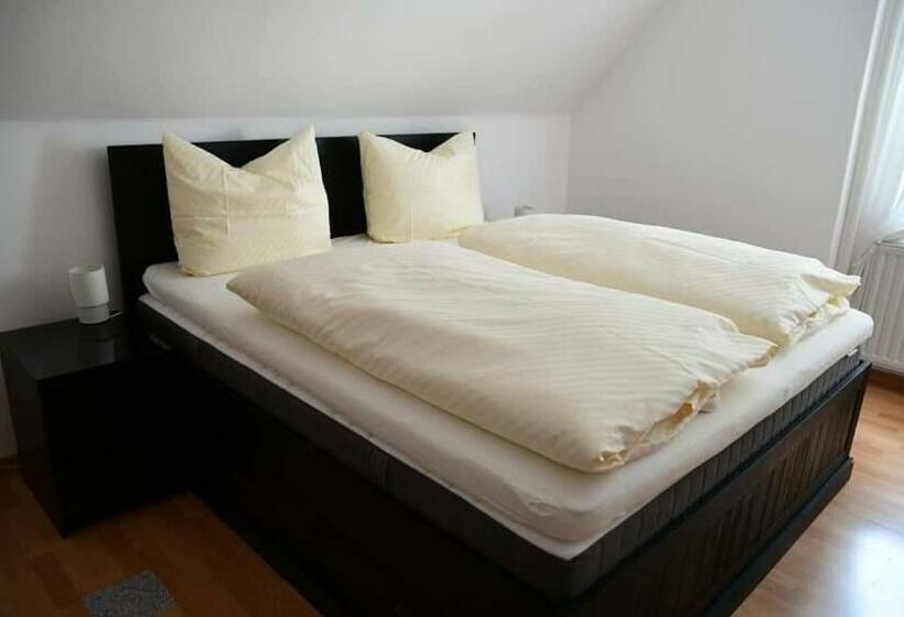 Отель Berggasthof Waldlust