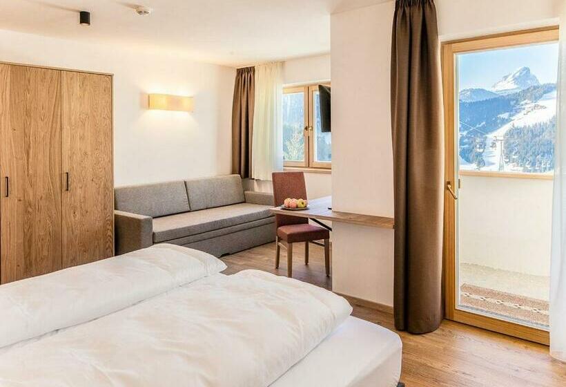 בית מלון כפרי Garni B&b Chi Vai