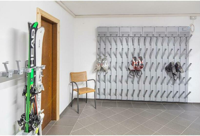 בית מלון כפרי Garni B&b Chi Vai