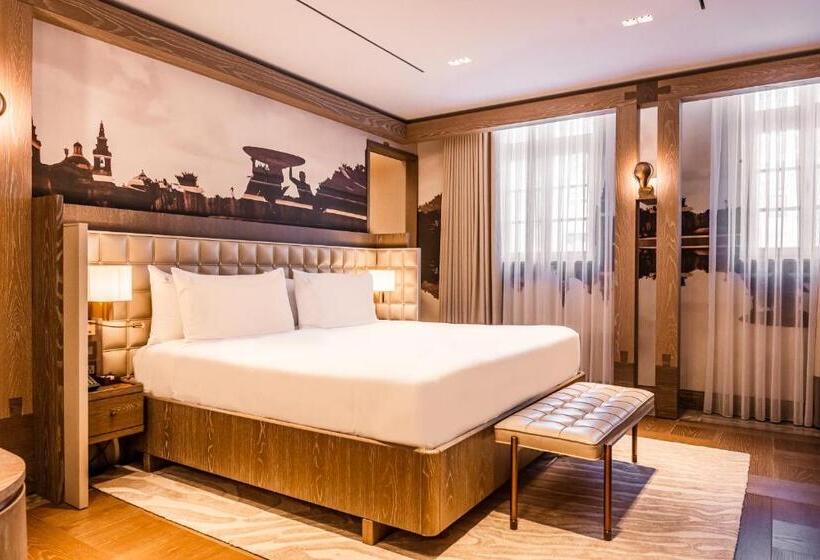 هتل Iniala Harbour House