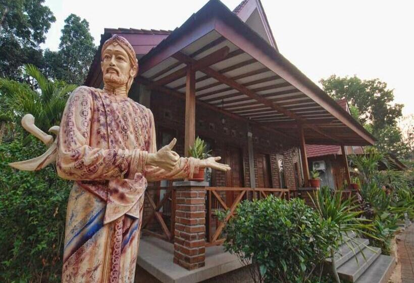 Отель Omah Joglo Semarang