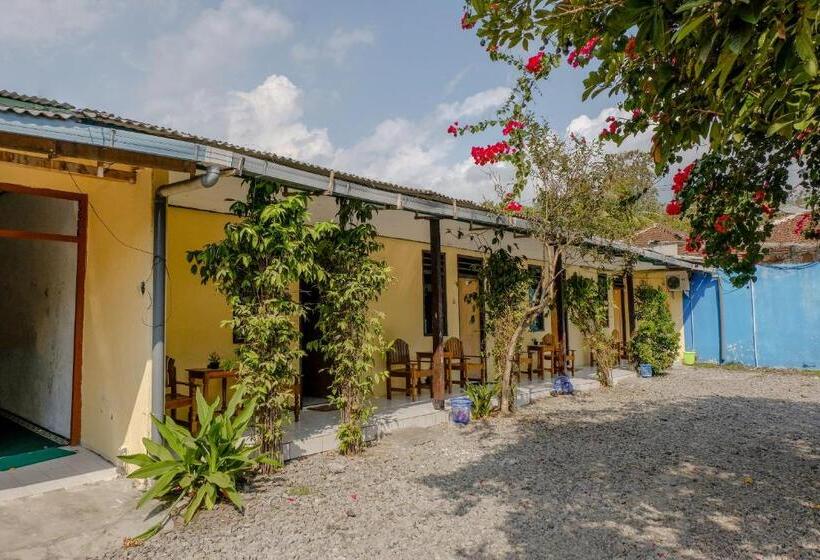 בית מלון כפרי Spot On 1847  Maya