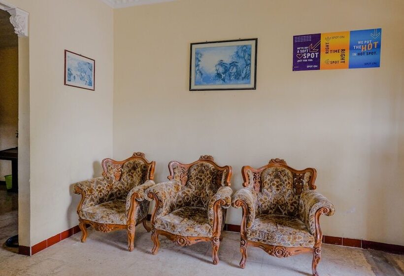 فندق Spot On 1847  Maya