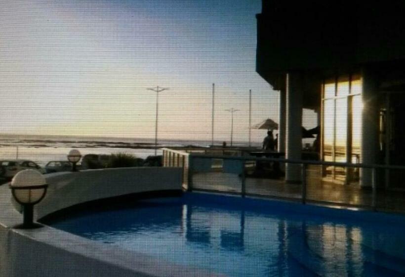 ホテル Sunset 786 Holidays 211