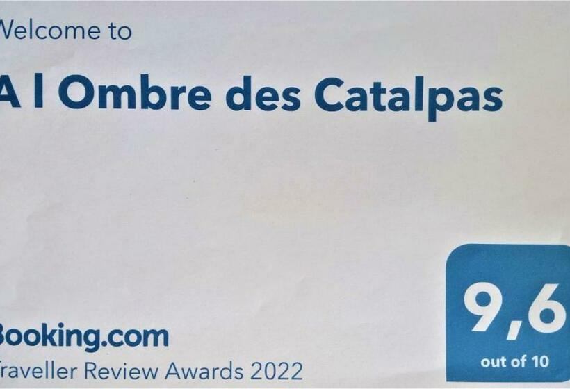 פנסיון A L Ombre Des Catalpas