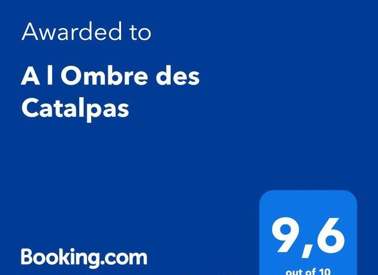 פנסיון A L Ombre Des Catalpas