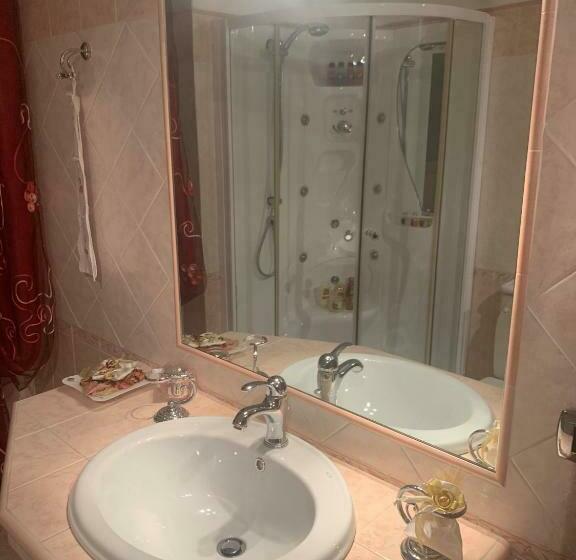 بنسيون Airport Tourist S Home