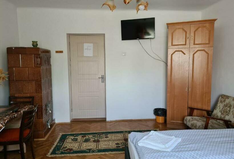 膳宿费 Aurora Vendégház