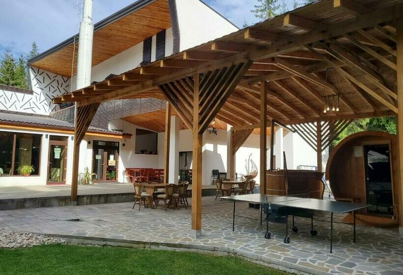 ペンション Boutique Hotel Doftana Nature Events