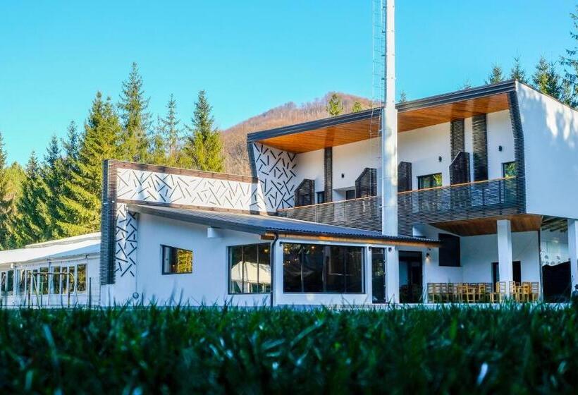 ペンション Boutique Hotel Doftana Nature Events