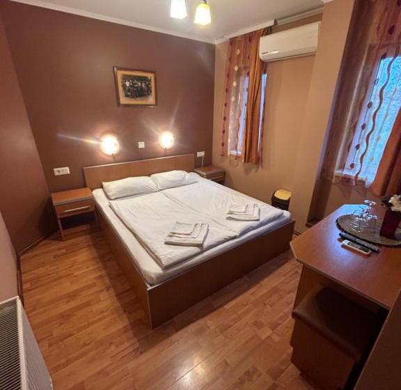 بنسيون Motel Al Capone