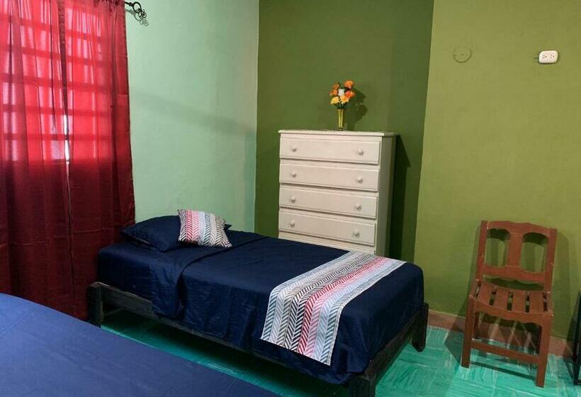 Pensión Casa Alegria