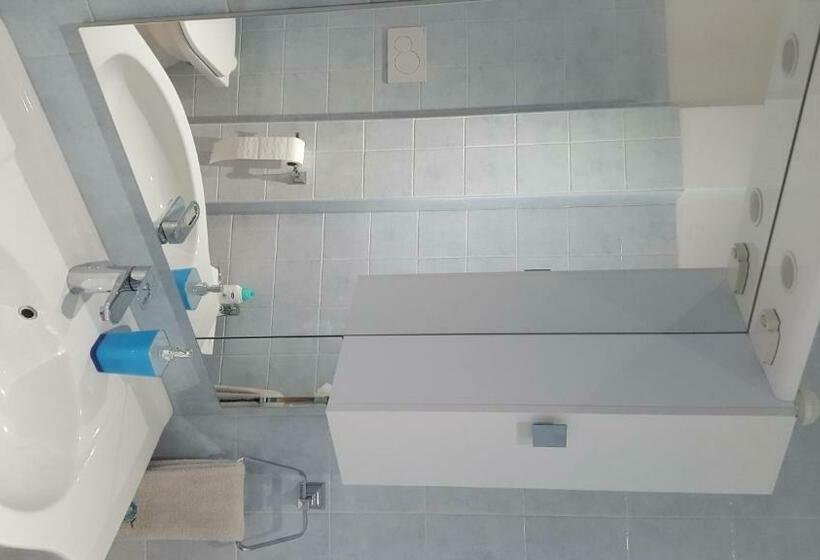 פנסיון Casa Azzurra   Blue House