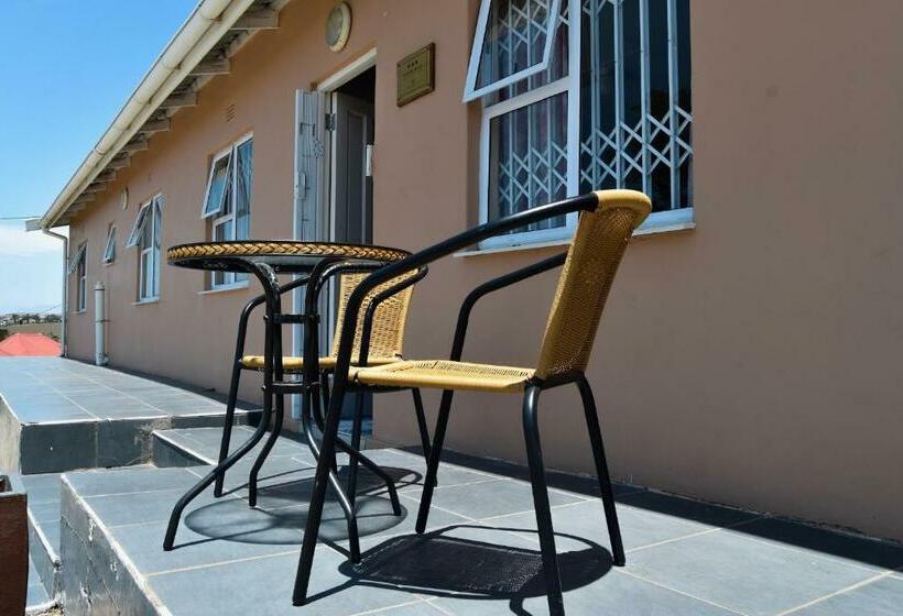 פנסיון Emfuleni Country House