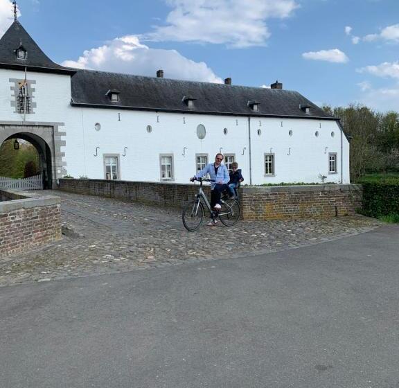 פנסיון Gastenverblijf  T Einde Sfeer   Privé Terras   Airco