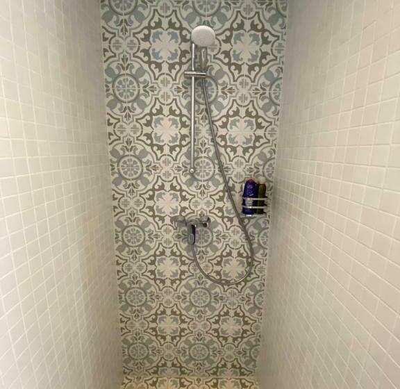 פנסיון Gastenverblijf  T Einde Sfeer   Privé Terras   Airco