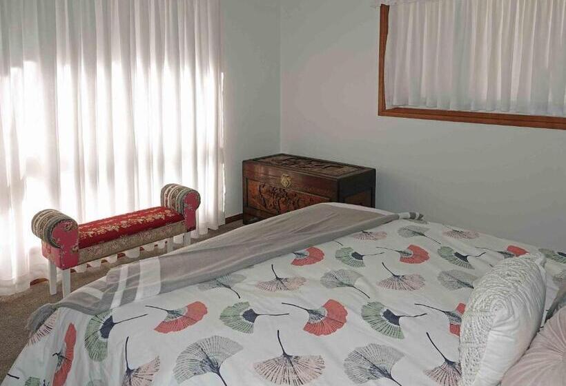 פנסיון Glenview Alpaca Farm