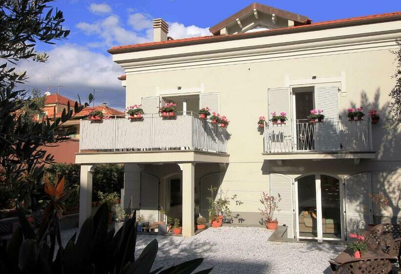 پانسیون Guesthouse Villa Jung