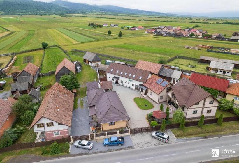 膳宿费 Józsa Vendégház