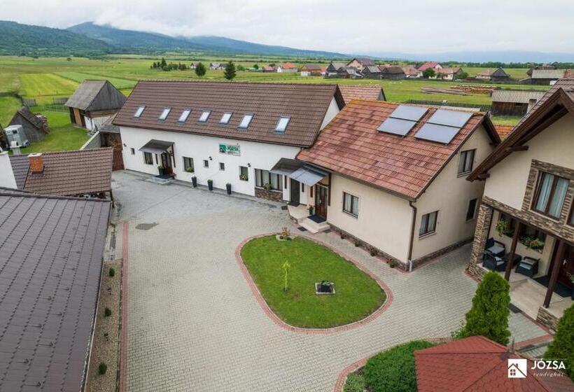 膳宿费 Józsa Vendégház