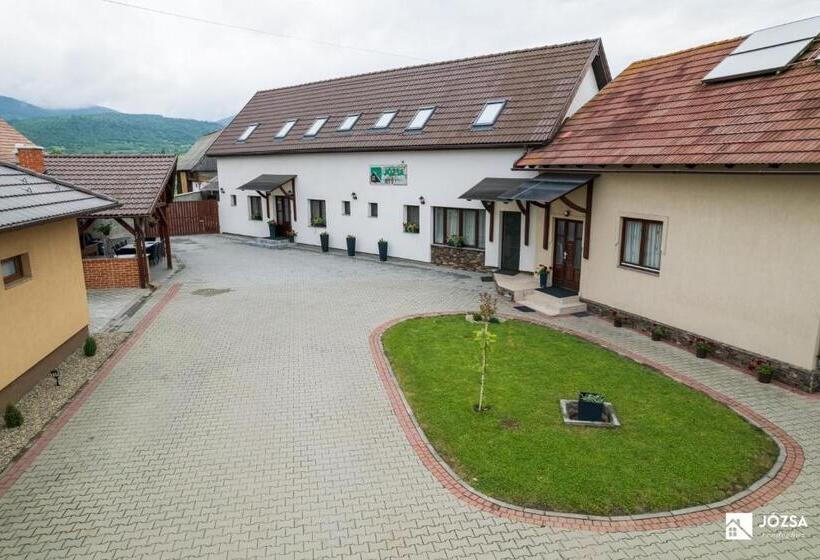 膳宿费 Józsa Vendégház