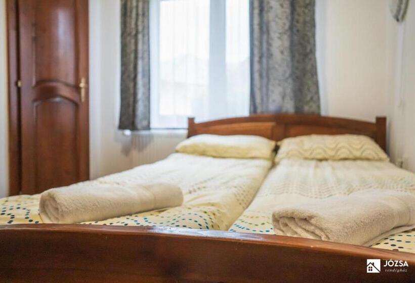 膳宿费 Józsa Vendégház