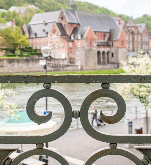 פנסיון Le Cerf Vert